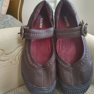 NEW EARTH KALSO NEGATIVE HEEL MARY JANE US 6.5